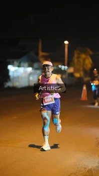 Runner Photo 4349131