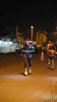 Runner Photo 4349190