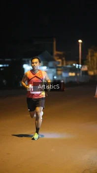 Runner Photo 4349195
