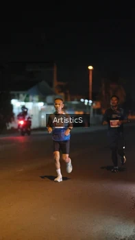 Runner Photo 4349254