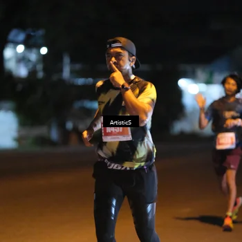 Runner Photo 4349334