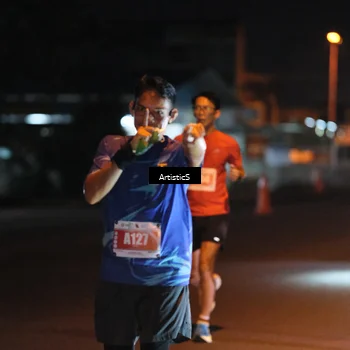 Runner Photo 4349335