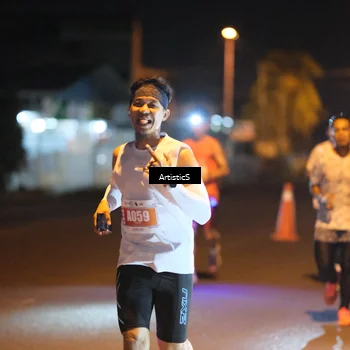 Runner Photo 4349354