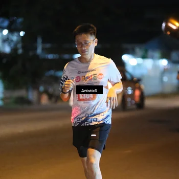 Runner Photo 4349356