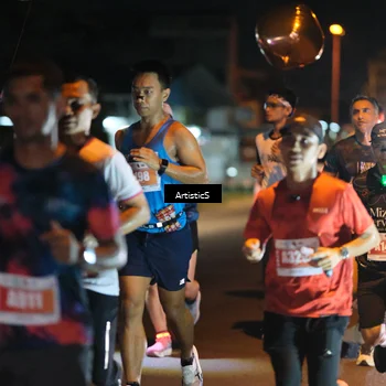 Runner Photo 4349386