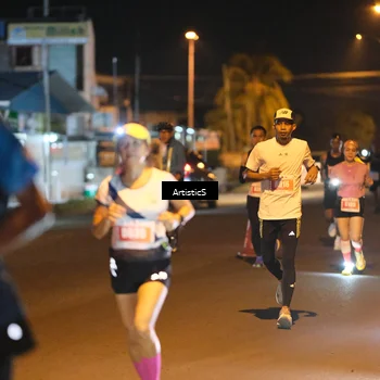 Runner Photo 4349389
