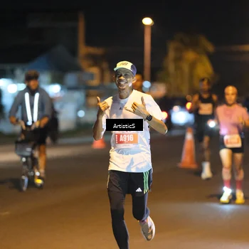 Runner Photo 4349392