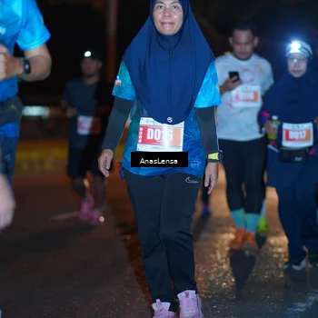 Runner Photo 4349413