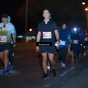 Runner Photo 4349415