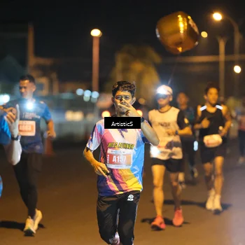 Runner Photo 4349441