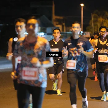 Runner Photo 4349483