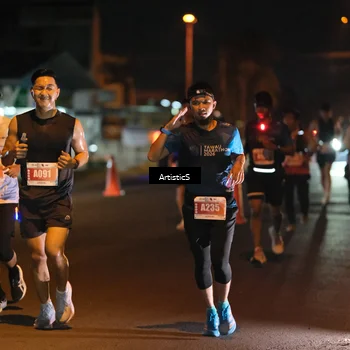 Runner Photo 4349495