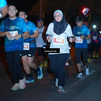Runner Photo 4349497