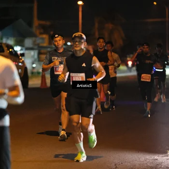 Runner Photo 4349499