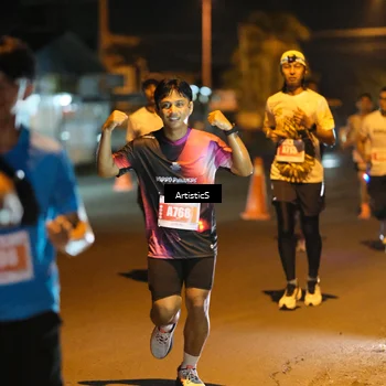 Runner Photo 4349653