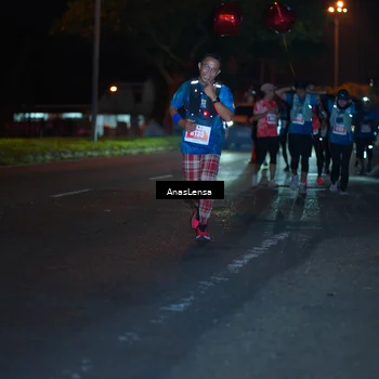 Runner Photo 4349669