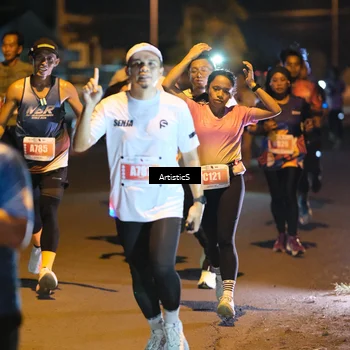 Runner Photo 4349680