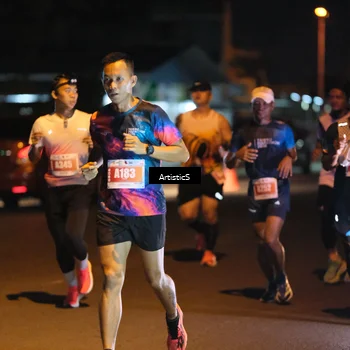 Runner Photo 4349690