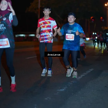 Runner Photo 4349715