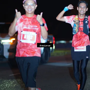 Runner Photo 4349740