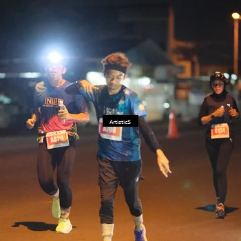 Runner Photo 4349754