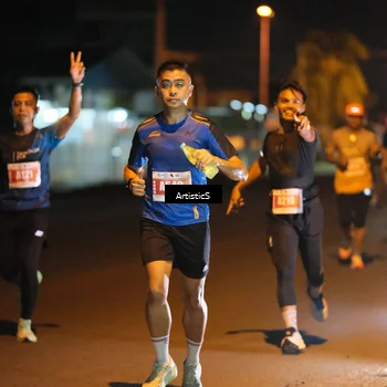 Runner Photo 4349787