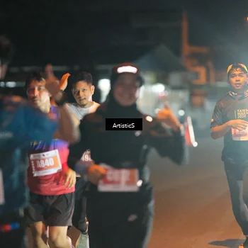 Runner Photo 4349899