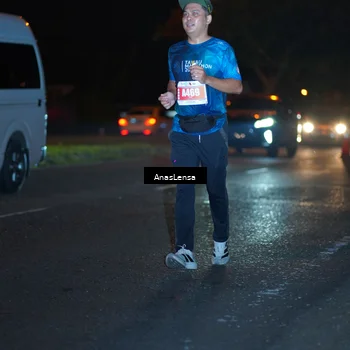 Runner Photo 4349914