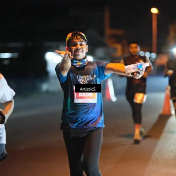 Runner Photo 4349918