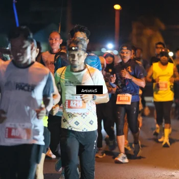 Runner Photo 4349965