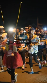 Runner Photo 4349967