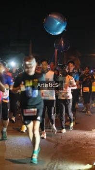 Runner Photo 4349980