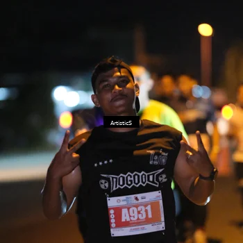 Runner Photo 4350049