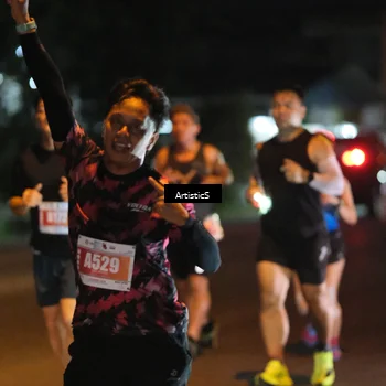 Runner Photo 4350064