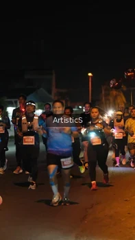Runner Photo 4350100