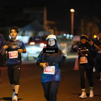 Runner Photo 4350180