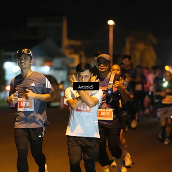 Runner Photo 4350192