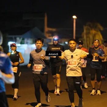 Runner Photo 4350203