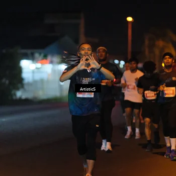 Runner Photo 4350215