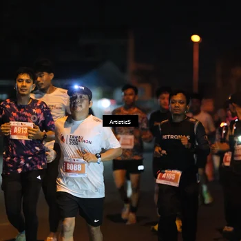Runner Photo 4350222