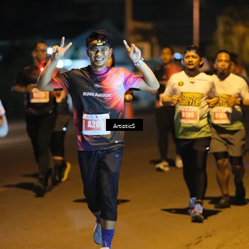 Runner Photo 4350282