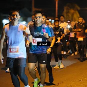 Runner Photo 4350313