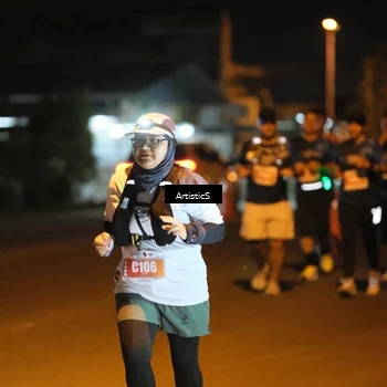 Runner Photo 4350334