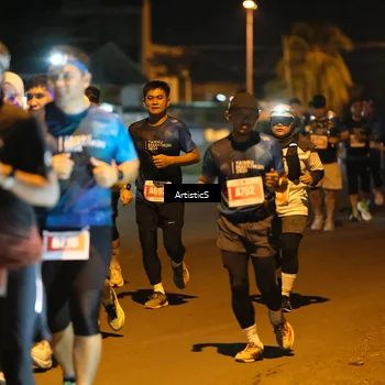 Runner Photo 4350335