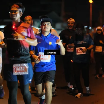 Runner Photo 4350337
