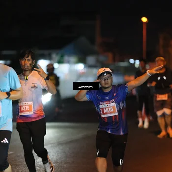 Runner Photo 4350355