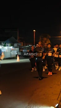 Runner Photo 4350358