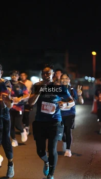 Runner Photo 4350360