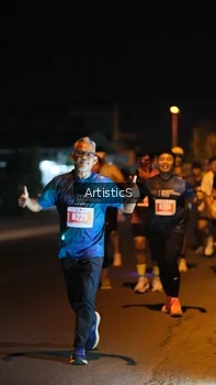 Runner Photo 4350380