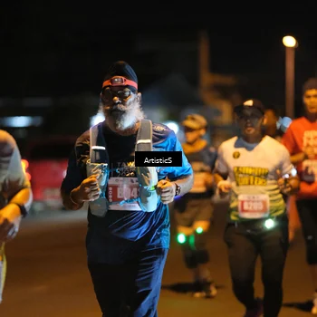 Runner Photo 4350395